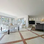 Romantica Pool 15 Min P. Banus