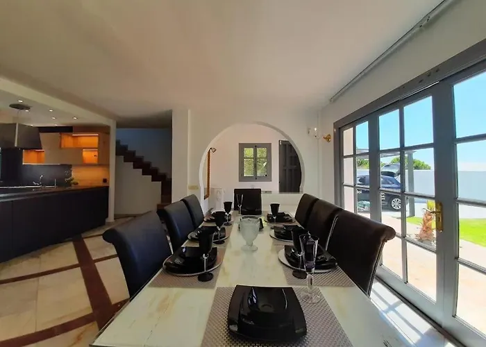 Romantica Pool 15 Min P. Banus *