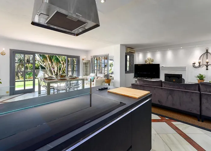 Villa Romantica Pool 15 Min P. Banus